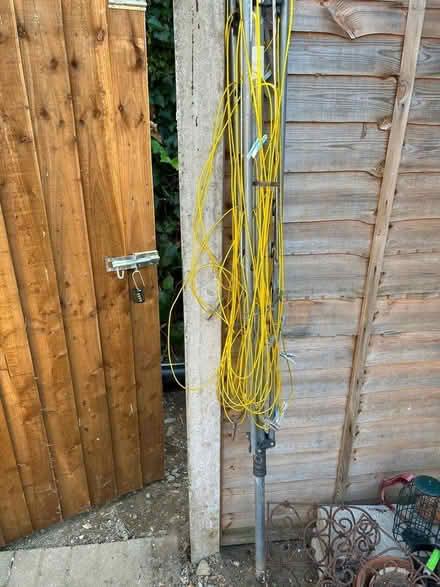 Photo of free Rotary outdoor washing line (Ham, Richmond, TW10) #1