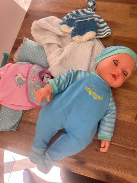 Photo of free Doll with clothes (IP2) #1