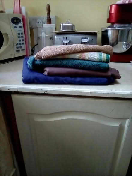 Photo of free Towels and sheets (Chirk Bank LL14) #1