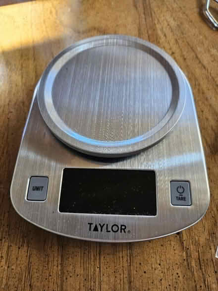 Photo of free Small kitchen scale (El Cerrito / East Bay) #1
