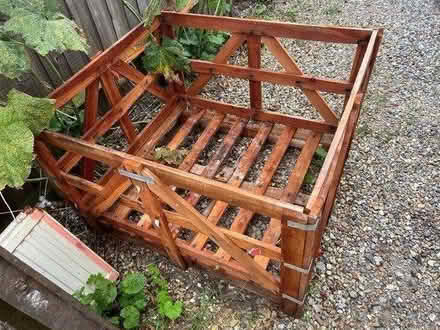 Photo of free Sturdy crate (OX3 Headington, Oxford) #3