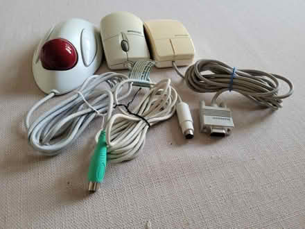 Photo of free PS2/Serial Mouse and Trackball (Ferndown BH22) #1