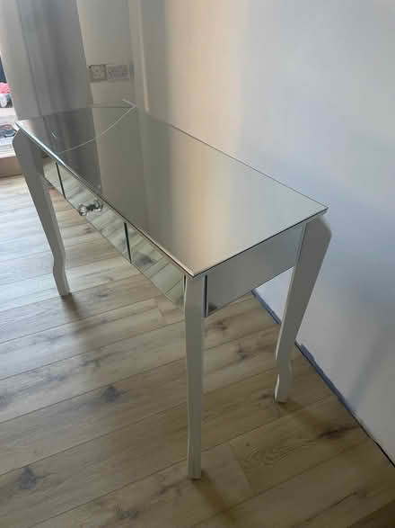 Photo of free Table (Grove Road E3) #3