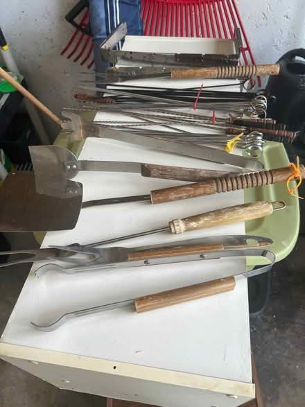 Photo of free BBQ Tools (Briarcliffe, Wheaton) #1
