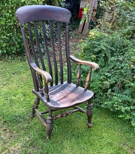 Photo of free old damaged Windsor armchair (sidlesham) #1