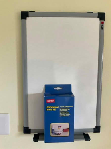 Photo of free White board and kit (Lower Stondon SG16) #1