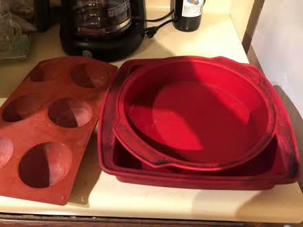 Photo of free Silicone baking dishes (91040) #1