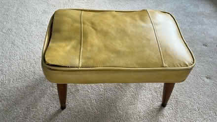 Photo of free Foot stool (Clarendon metro,Arlington, VA) #3