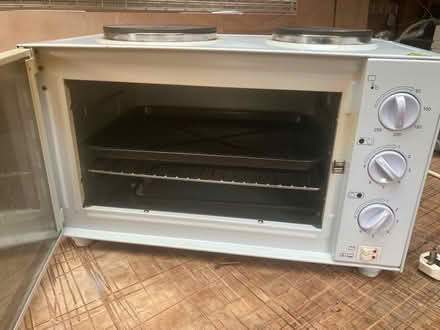 Photo of free E3 - Russell Hobbs 2 plate stove (Bow) #1