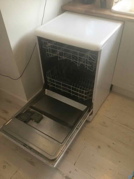 Photo of free Beko 600mm Dishwasher (BN12) #3