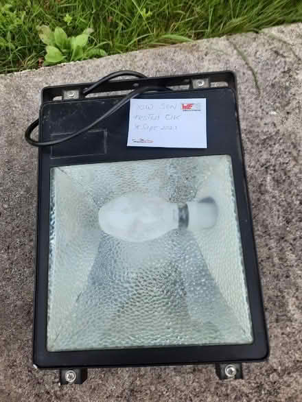 Photo of free 70W SON outdoor floodlight (Gayton CH60) #1