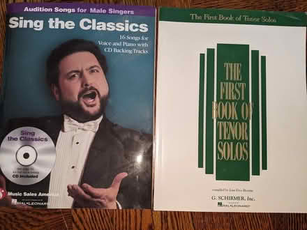 Photo of free song books for tenor voice (Washington Heights near GWB) #1