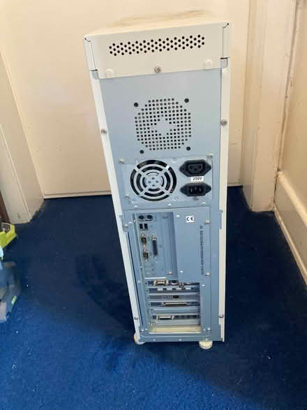 Photo of free SCSI Tower/PC for spares or repair - needs SCSI hard drive (Ravelston EH4) #3