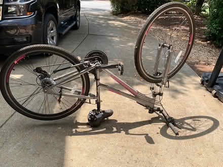 Photo of free Schwinn bike with 28 inch wheels (Smyrna) #1