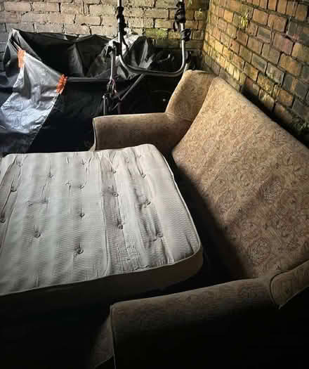 Photo of free Sofa bed (Pontarddulais SA4) #2