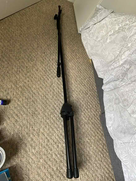 Photo of free Tripod and Selection of Lights (DA9) #2