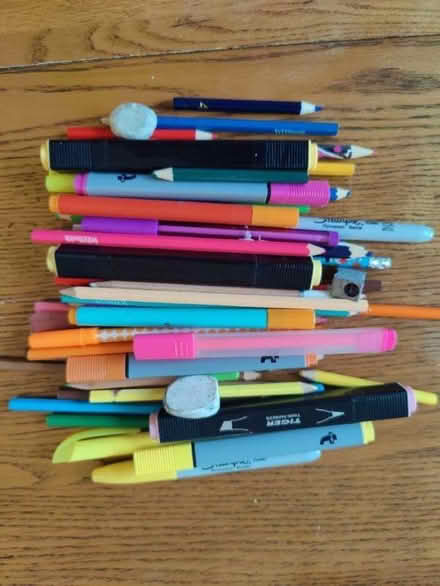 Photo of free Pencil case with colouring pencils (Purley CR8) #1