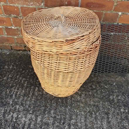 Photo of free wicker Laundry basket (mansfield, NG18) #1