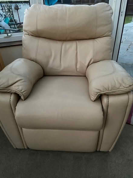 Photo of free Reclining chair. (Leominster HR6) #1