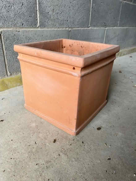 Photo of free Plant pot (Guiseley) #1