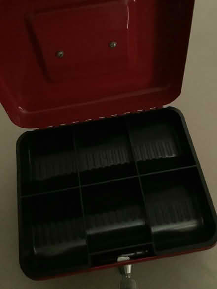 Photo of free 8” lock box (NR3) #1
