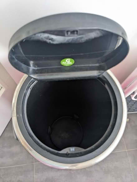 Photo of free Household bin (NW9) #2