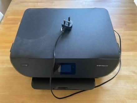Photo of free HP inkjet printer and scanner (Silverknowes EH4) #1