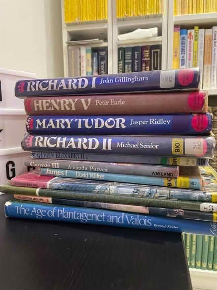 Photo of free Collection of hardback English history books (St Pauls Ward GU15) #1