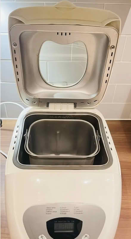 Photo of free Morphs Richards bread maker (Chelmsford CM2) #3