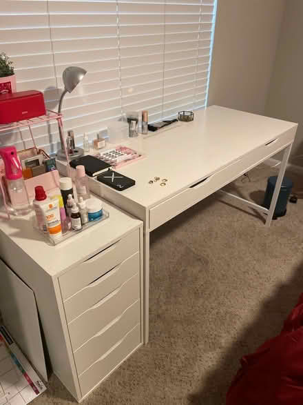 Photo of free Ikea desk and drawers (Hyde Park) #1