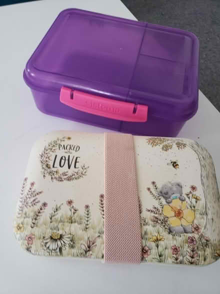 Photo of free lunchboxes (DA9) #1