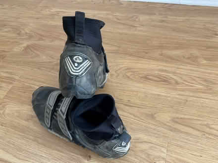 Photo of free Cycling shoes size 42 / 7 mountain bike with spd cleats (Abingdon-on-Thames OX14) #3