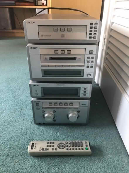 Photo of free Sony mini hi-fi system (Roundhay LS8) #2