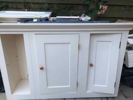 Photo of free High level kitchen cupboard (Watford Heath WD19) #1
