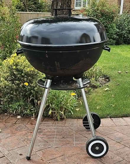 Photo of free Kettle BBQ (Freshbrook SN5) #2