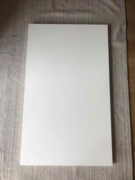 Photo of free White IKEA table top (Elephant and castle SE1) #2