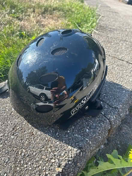 Photo of free Ski helmet (Lynn valley) #1