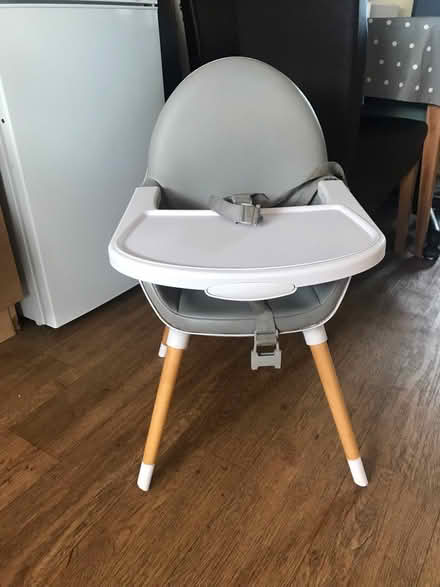 Photo of free High chair (EX1) #1