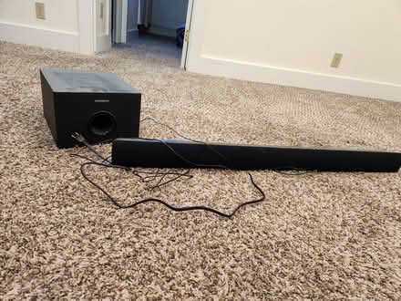 Photo of free Soundbar and speaker (Hollywood/Laurelhurst) #3