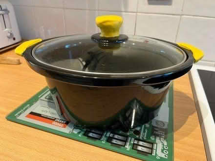 Photo of free NO SALE VALUE Slow cooker insert (East Barnet, EN4) #2