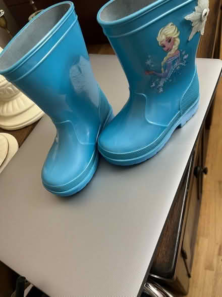Photo of free Size 7 boots (Paramus) #1