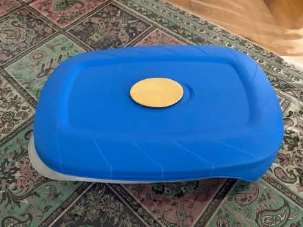 Photo of free container (B32) #1