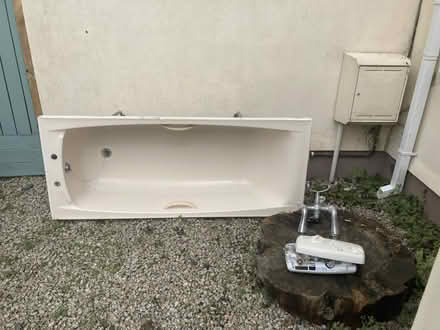 Photo of free bath (TR13) #1