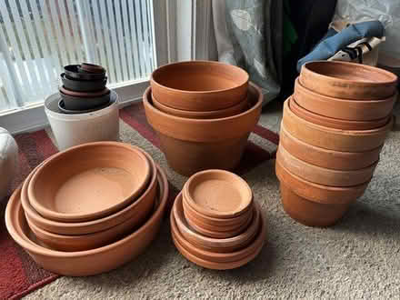 Photo of free Clay Pots (20871) #1