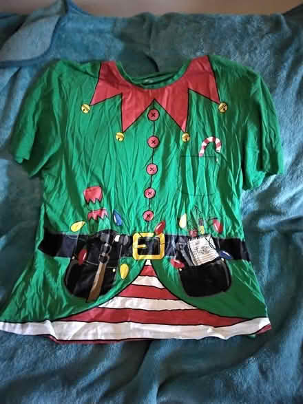 Photo of free Christmas elf tea-shirt 3xxx (Brimington S43) #1
