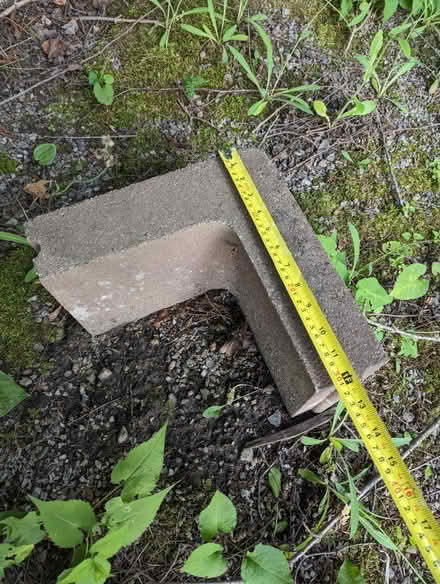 Photo of free Concrete corner blocks (Centrepoint) #1