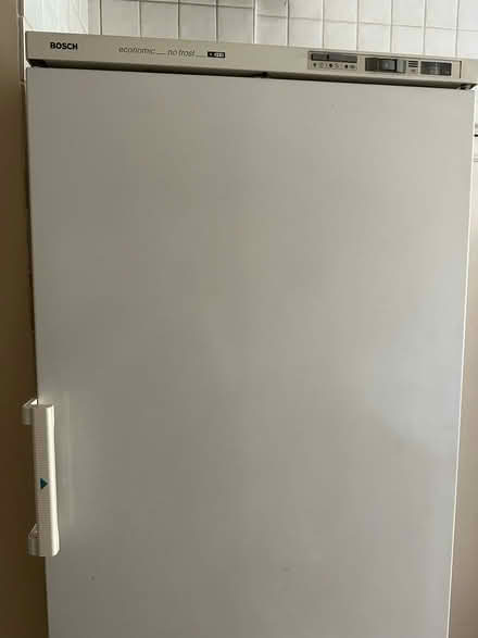 Photo of free Bosch frost free freezer (Chelsea SW3) #2