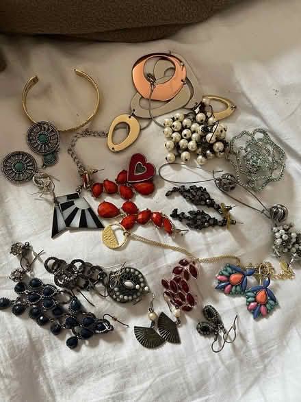 Photo of free Jewellery collection (Charlton) #1