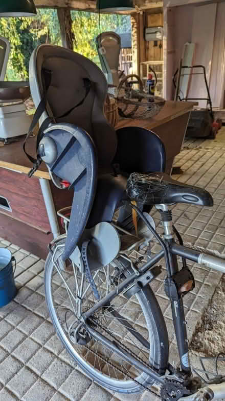 Photo of free Child bike seat (GL11) #1