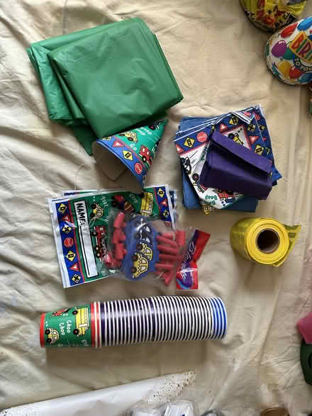 Photo of free lots of party items (Washington Heights near GWB) #2